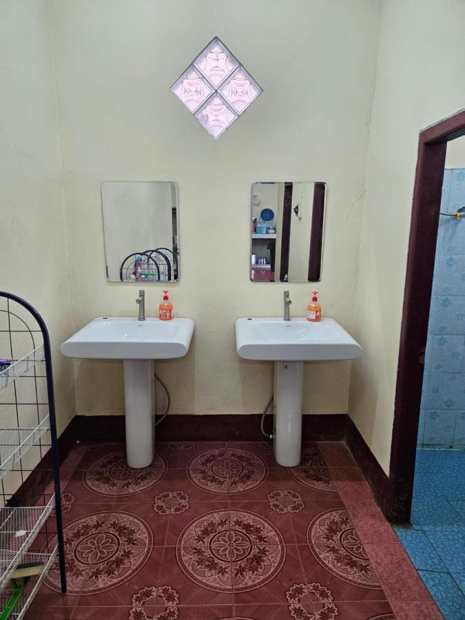 Kai Lions International Hostel Paksong 外观 照片
